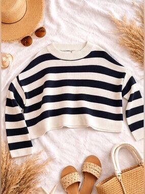 Moon & Madison Nautical Stripe Cropped Sweater Navy White Boxy Coastal Medium